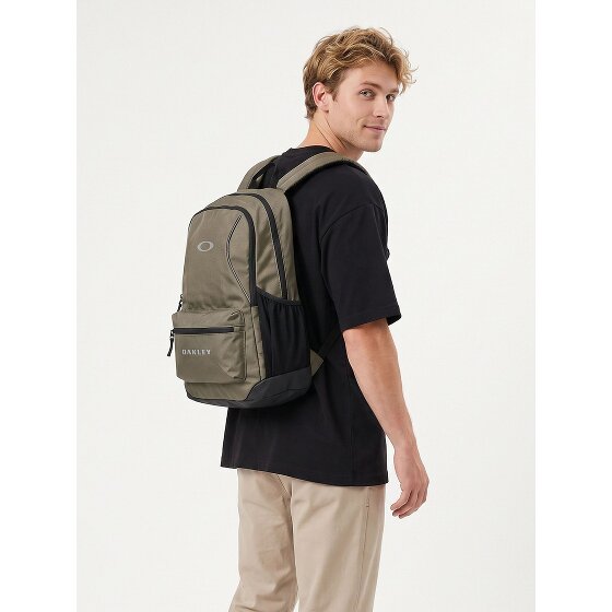 Oakley Spark Traverse Zaino da giorno 45 cm Vano porta PC