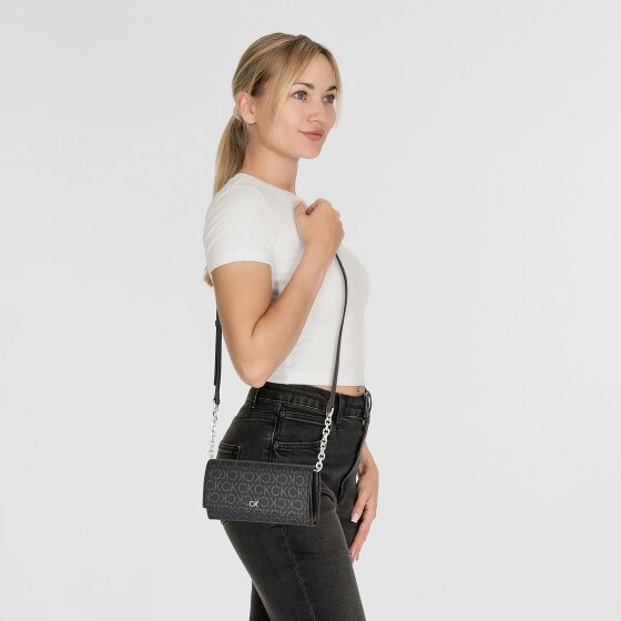 Calvin Klein CK Daily Pochette 19 cm