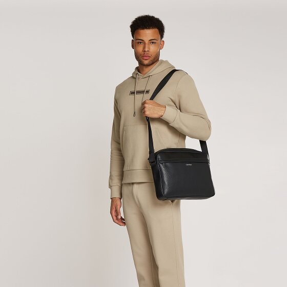 Calvin Klein CK Must Borsa per computer portatile 37 cm