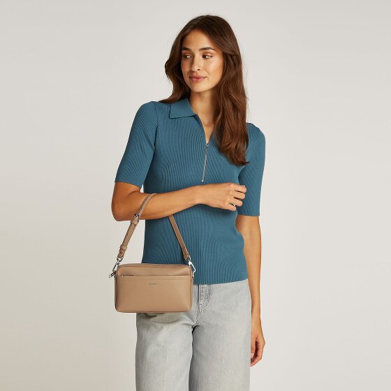 Calvin Klein CK Must Borsa a tracolla 22 cm