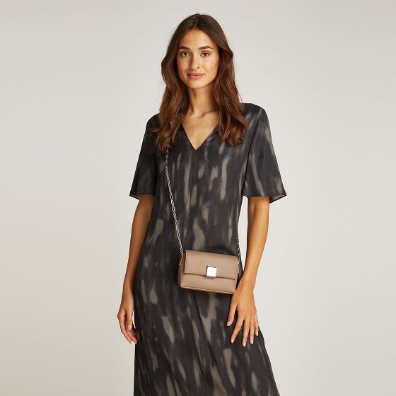 Calvin Klein CK Plaque Mini Borsa Borsa a tracolla 17.5 cm Calvin Klein CK Plaque Mini Borsa Borsa a tracolla 17.5 cm