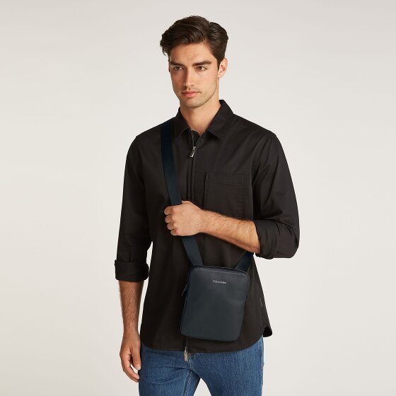 Calvin Klein CK Must Mini Borsa Borsa a tracolla 18 cm
