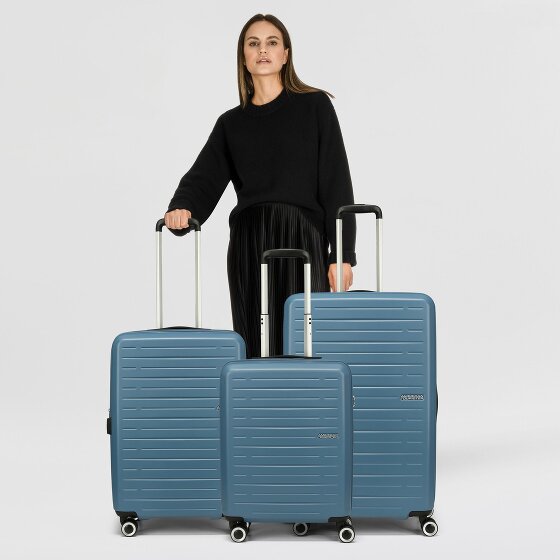 American Tourister Aerojoy 4 ruote Set di valigie 3 pezzi con piega di espansione