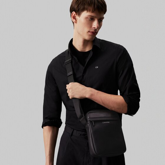 Calvin Klein CK Must Borsa a tracolla 18 cm