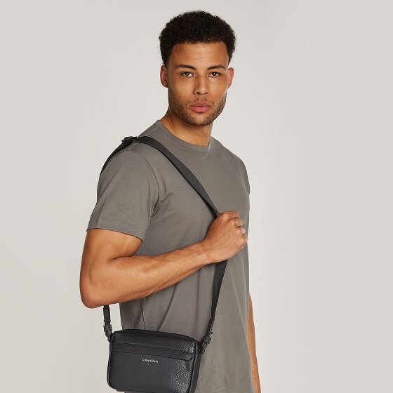 Calvin Klein Ck Must Borsa a tracolla 22 cm