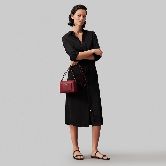 Calvin Klein CK Daily Mini Borsa Borsa a tracolla 18 cm