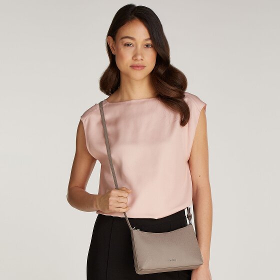 Calvin Klein Ck Must Borsa a tracolla 22.5 cm