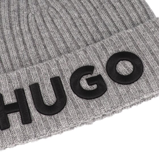 Hugo Cappello lavorato a maglia