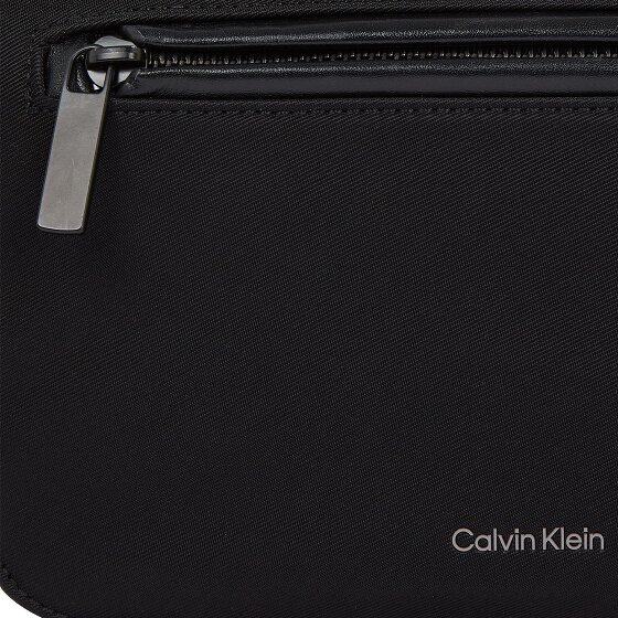 Calvin Klein CK Ease Borsa da toilette 24 cm