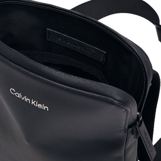 Calvin Klein CK Must Mini Borsa Borsa a tracolla 18 cm Calvin Klein CK Must Mini Borsa Borsa a tracolla 18 cm