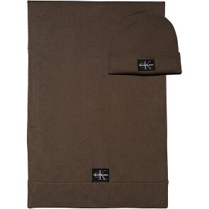 Calvin Klein Jeans Confezione regalo Set regalo cappello e sciarpa 2 pezzi. Calvin Klein Jeans Confezione regalo Set regalo cappello e sciarpa 2 pezzi.