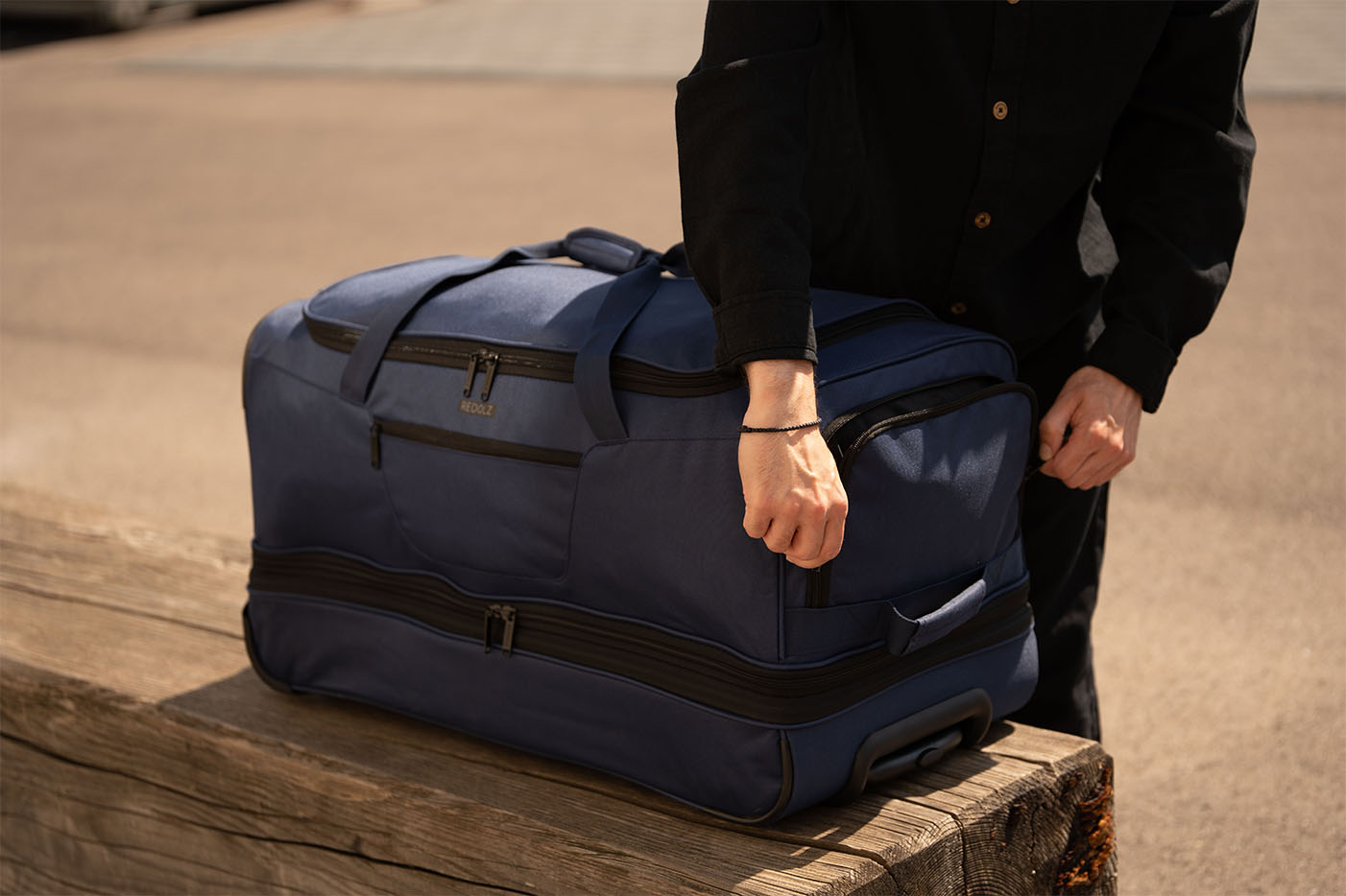 Pratiche borse da viaggio di Pactastic – Comfort e funzionalità per chi è in movimento Preparare una borsa da viaggio